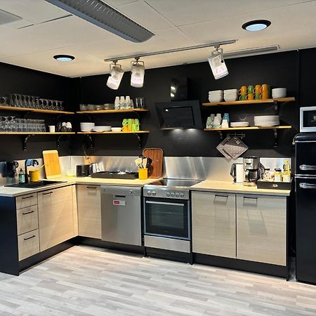 Hotelli Jaemsae Экстерьер фото