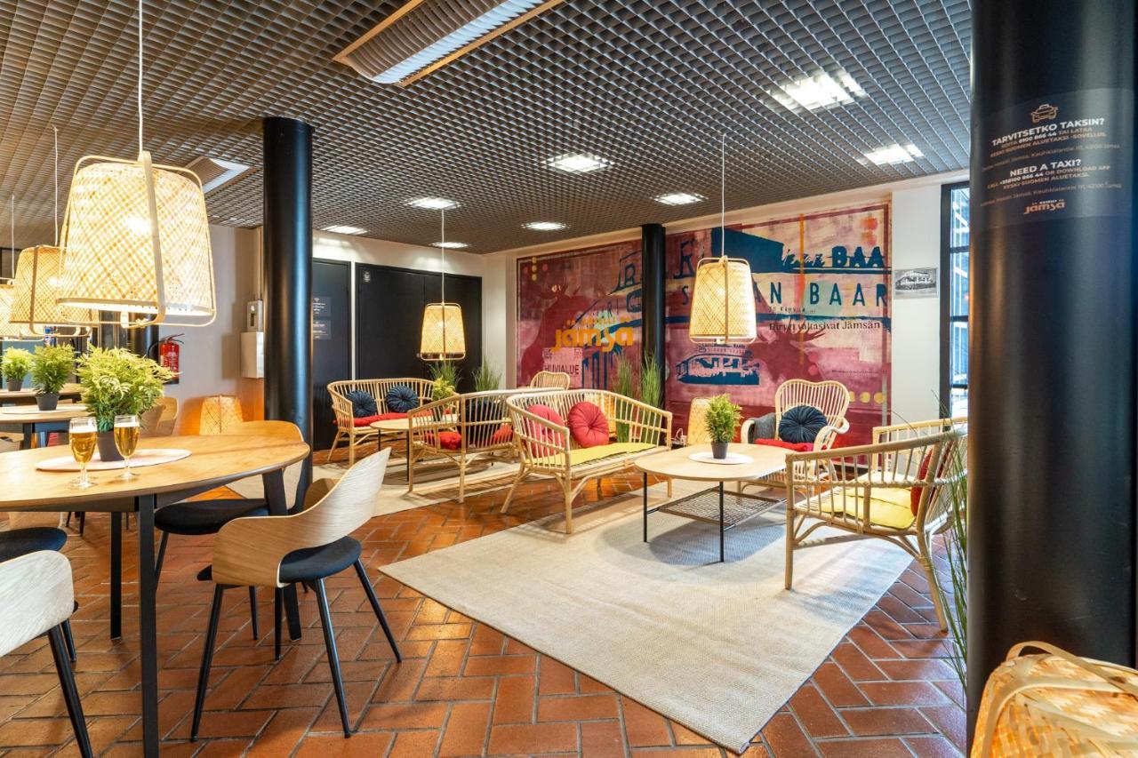 Hotelli Jaemsae Экстерьер фото