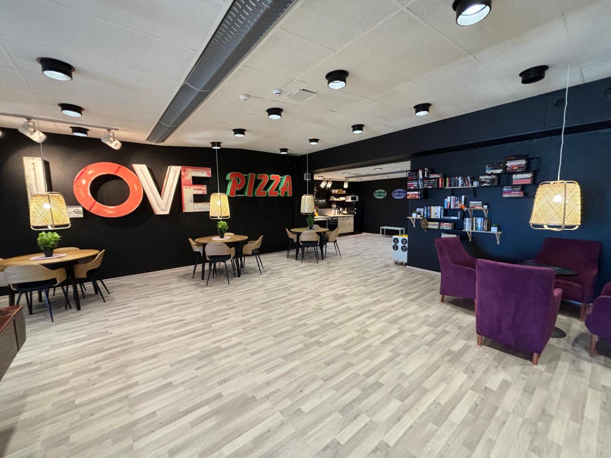 Hotelli Jaemsae Экстерьер фото